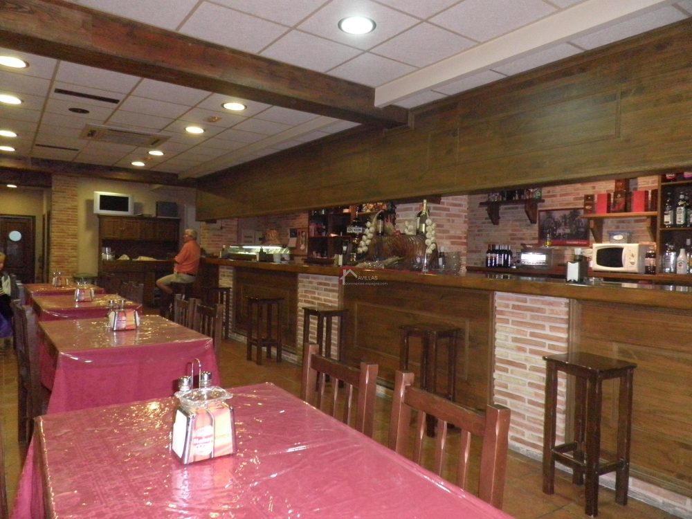 San Miguel de Salinas, bar restaurant rôtisserie