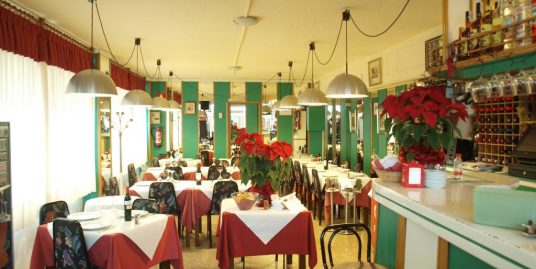 Alicante, Restaurant en première ligne de mer