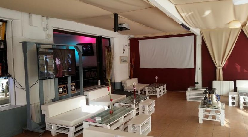 COM17003rosas-lounge-bar-restaurant-salle-droite