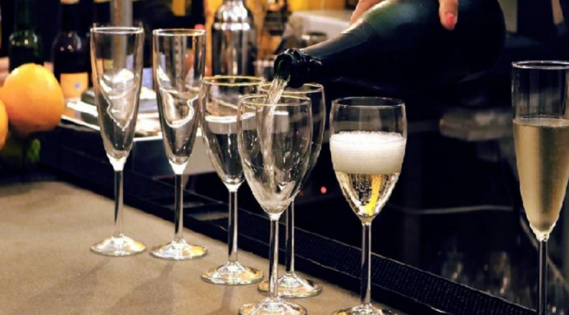 barcelone-restaurant-commerces-espagne-salle-champagne-COM17020