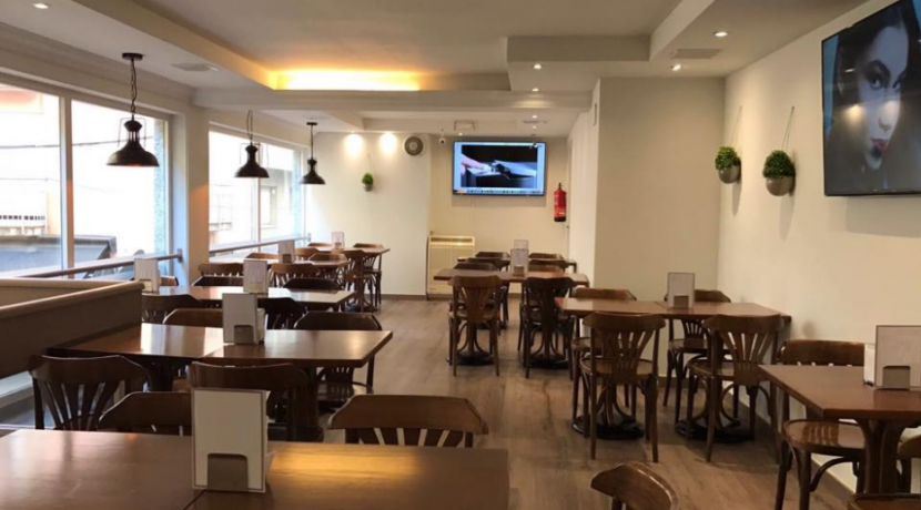 cafeteria-bar-restaurant-ca-la-iaia-san-feliu-de-guixols-salle-étage-COM-17030