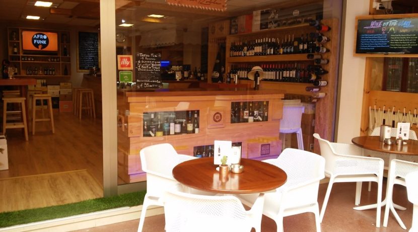 Vinoteca-a-vendre-espagne-com20130-8