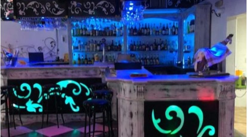 Torremolinos-bar de nuit-com20278-4
