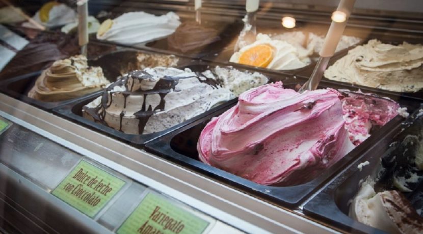 Barcelona-Glacier-com20339-1