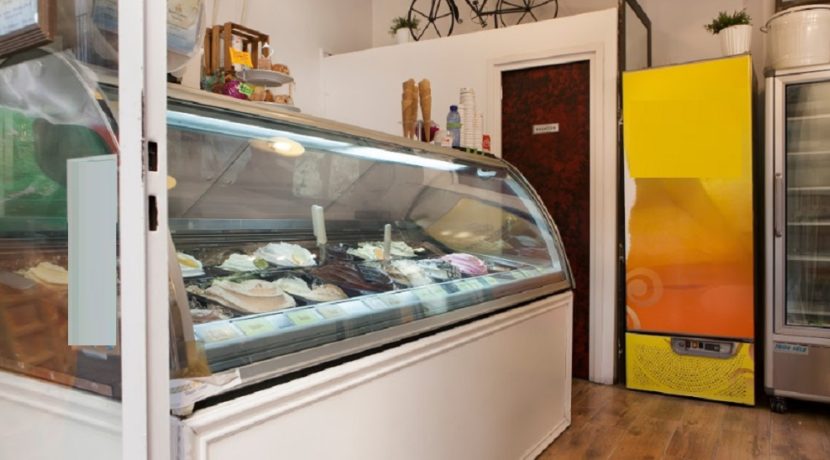 Barcelona-glacier-com20338-1