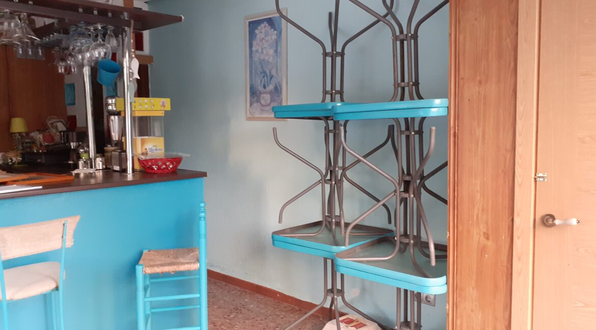 entrada-almacen pequeño