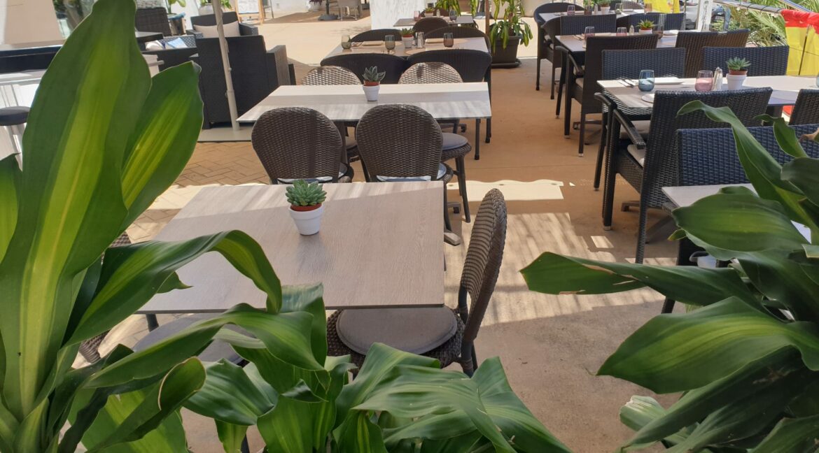 Bar Tapas MORAIRA COM25003 Terrasse 2