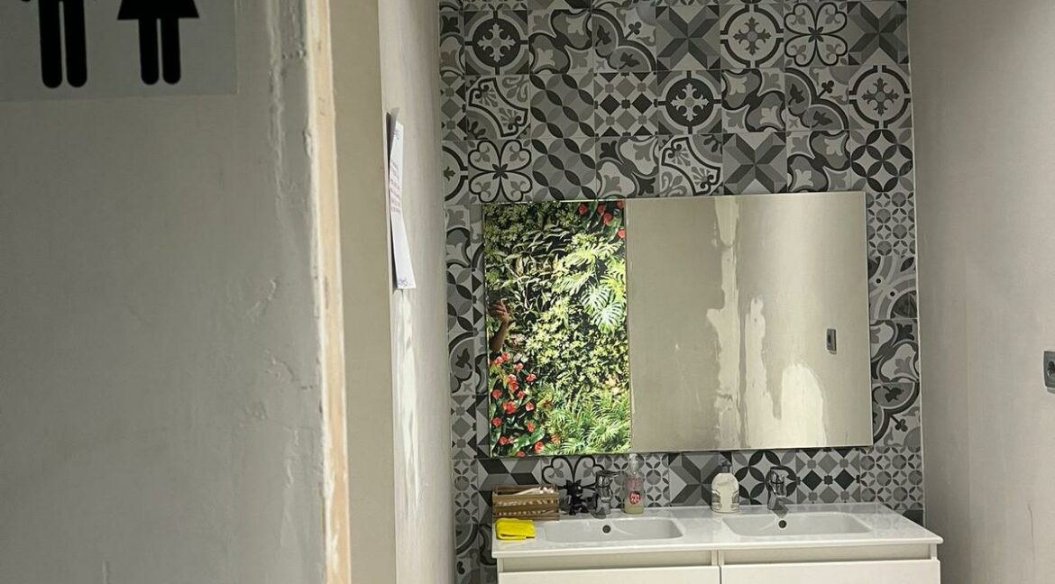 Alicante - Cannabis Social Club - COM25007- Toilettes