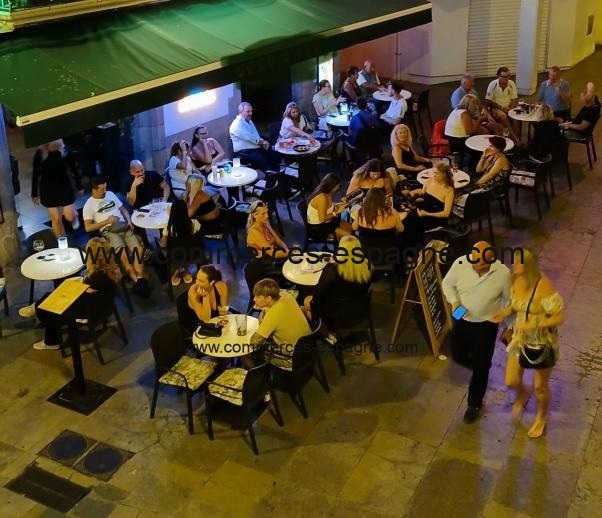 M - Llore de Mar - Bar Tapas - COM25010 - Terrasse 2