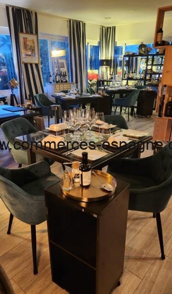 Ayamonte - Bar Restaurant - COM25012 - Salle 2.
