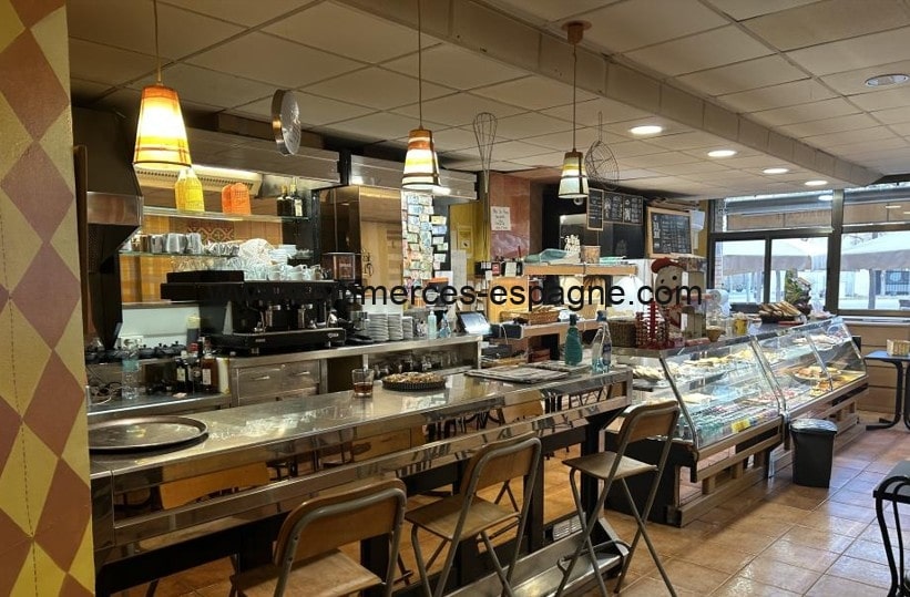 Barcelone - Boulangerie Patisserie Caféteria - COM25013 - Salle3