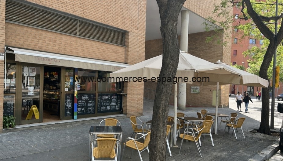 Barcelone - Boulangerie Patisserie Caféteria - COM25013 - Terrasse