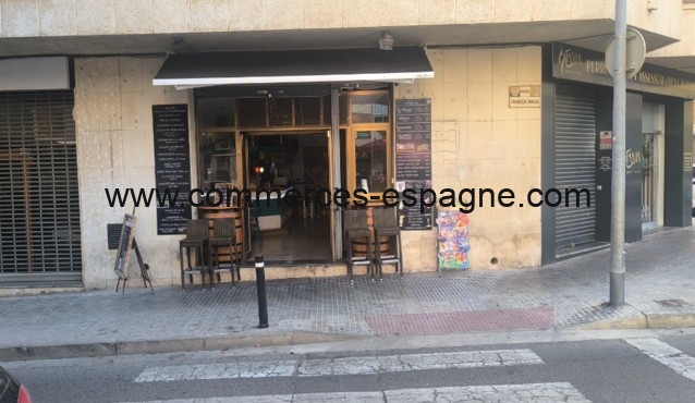 Cambrils - Bar Tapas - COM25015 - Devanture